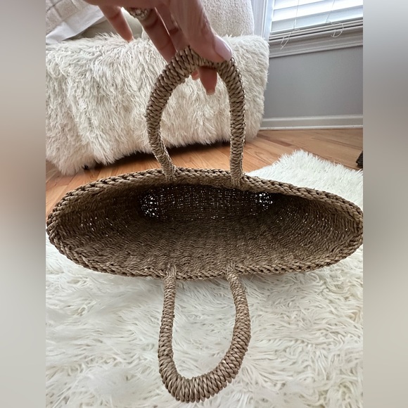 Woven Bag - Picture 3 of 6